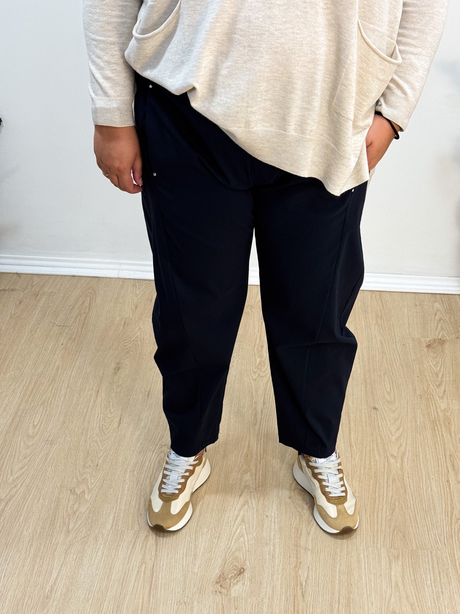 Calça elástica baggy marinho