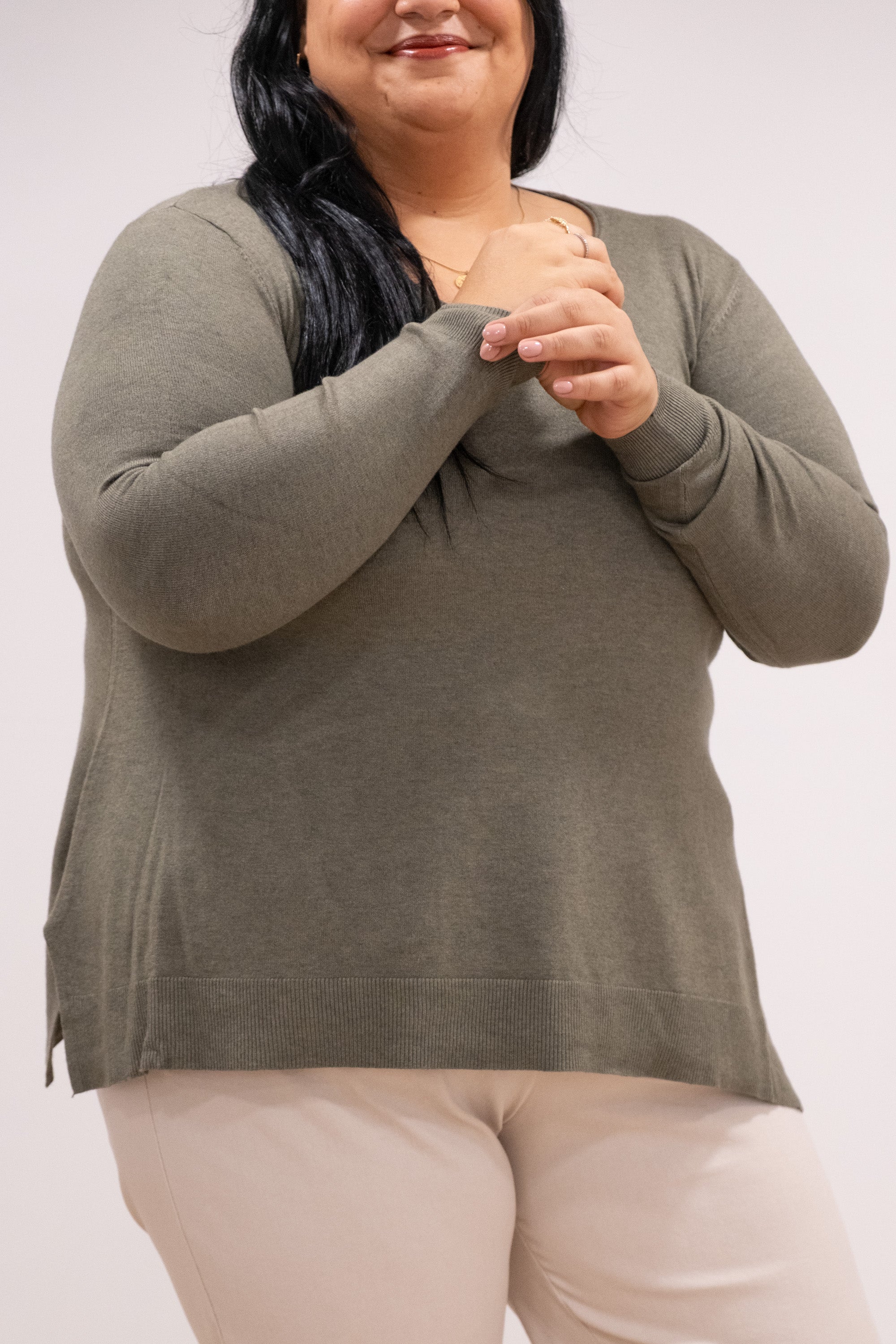 Camisola malha fina verde tropa decote em bico