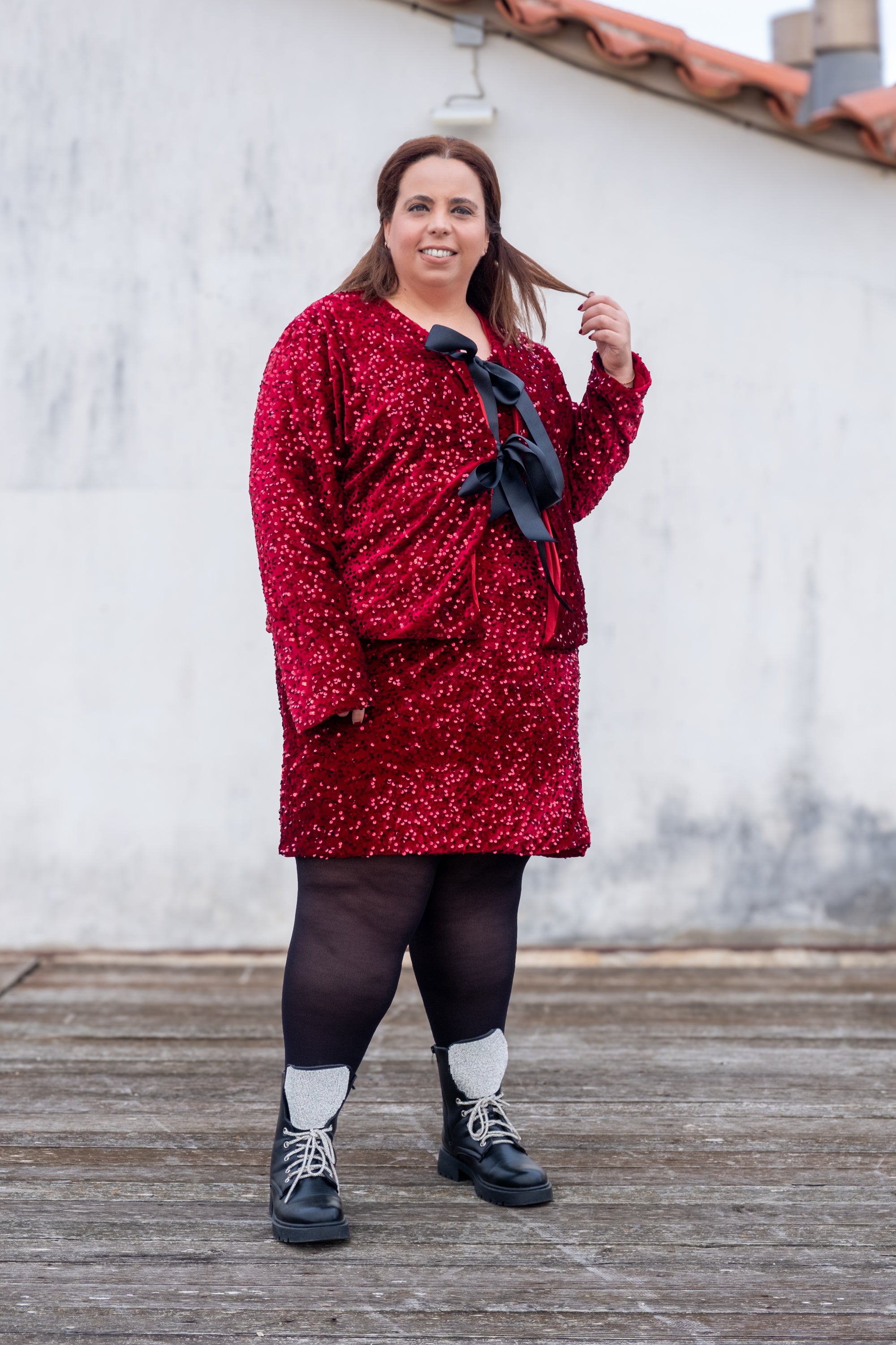 Casaco de veludo e lantejoulas vermelho